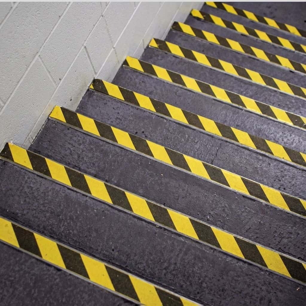 ติดขอบบันได